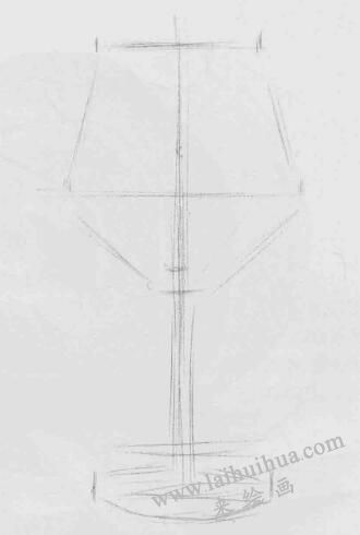 高腳杯素描畫法步驟01