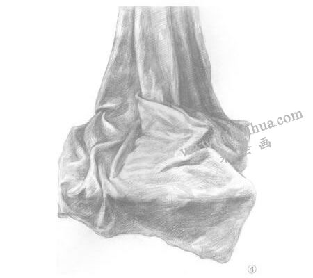 臺(tái)布素描畫法步驟04
