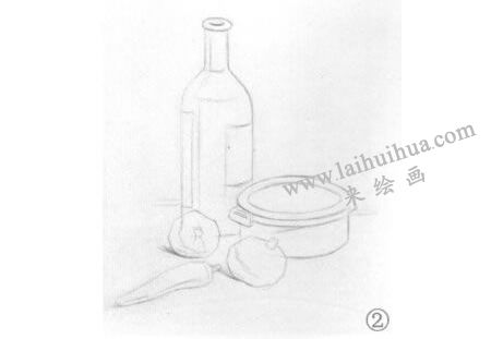 胡蘿卜、洋蔥和酒瓶組合素描畫(huà)法步驟02