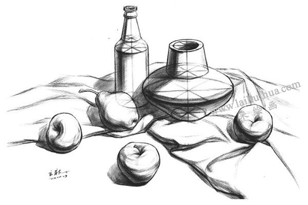 陶罐、酒瓶與水果的結(jié)構(gòu)素描表現(xiàn)步驟04