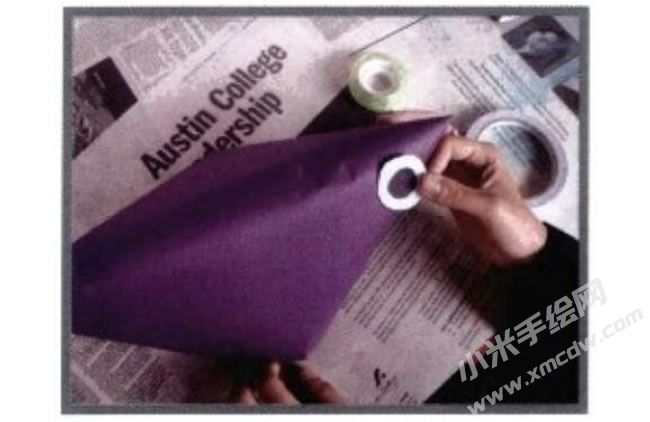 可愛的刺刺魚少兒美術趣味創(chuàng)意步驟02.jpg