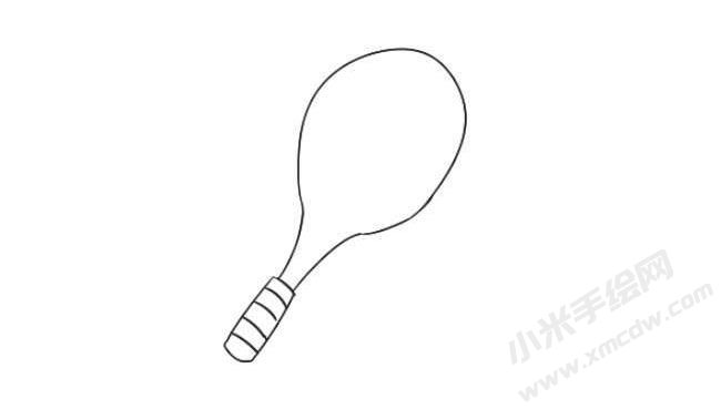 網(wǎng)球拍簡(jiǎn)筆畫繪制步驟02.jpg