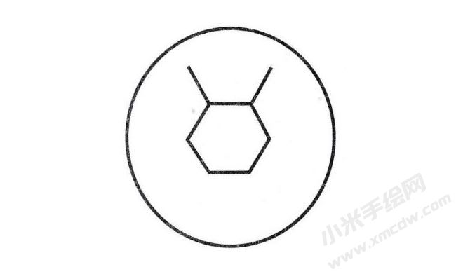 足球簡(jiǎn)筆畫分步繪制圖示03.jpg